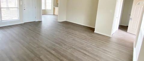 Building Photo - 737 Oak Park Dr