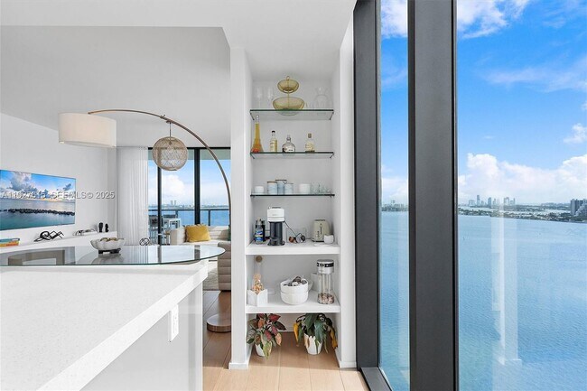 Building Photo - 788 NE 23rd St