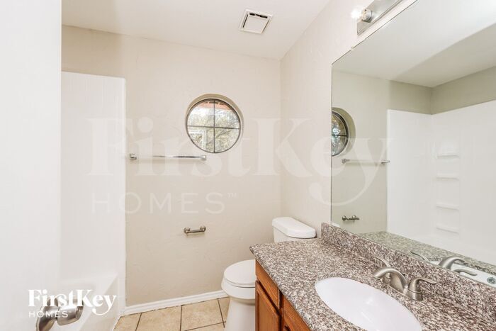 Building Photo - 7901 Tulane Dr