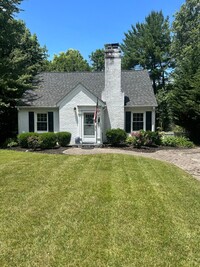 Building Photo - 3 bedroom 2 bath house in Blacksburg