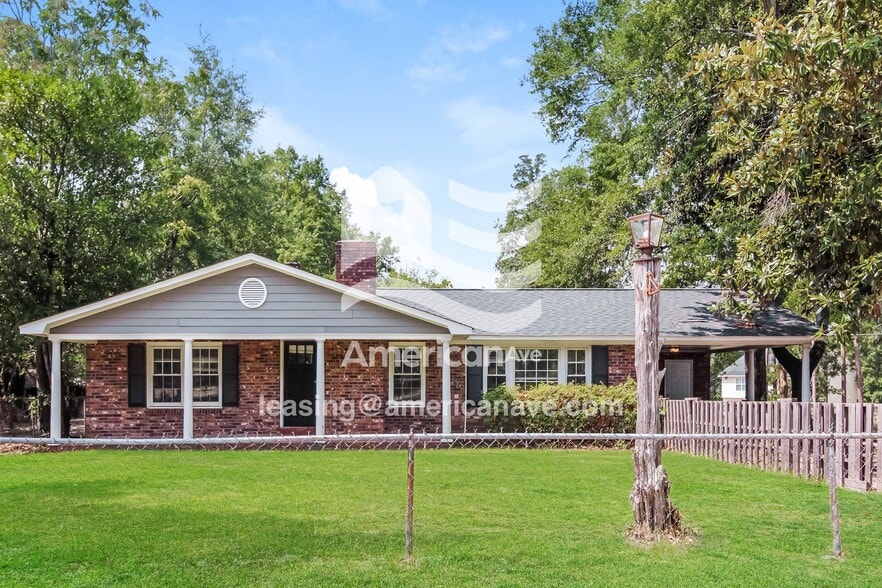 Primary Photo - 1541 Beckham St