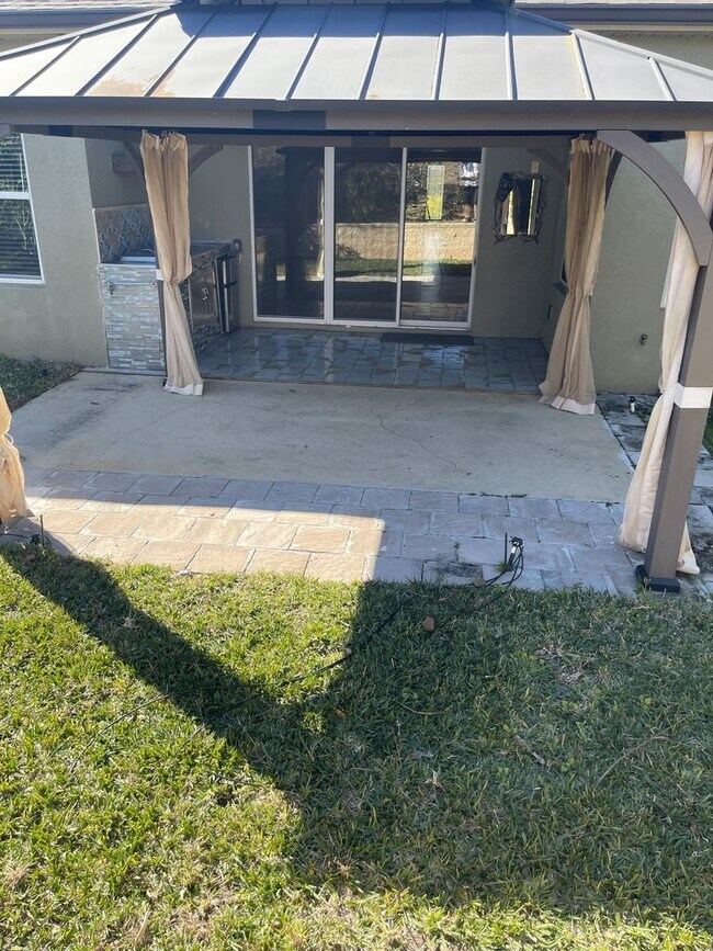 Building Photo - Paradise, Tranquility & Convenience — A Must-See Home in The Reserve at Minneola