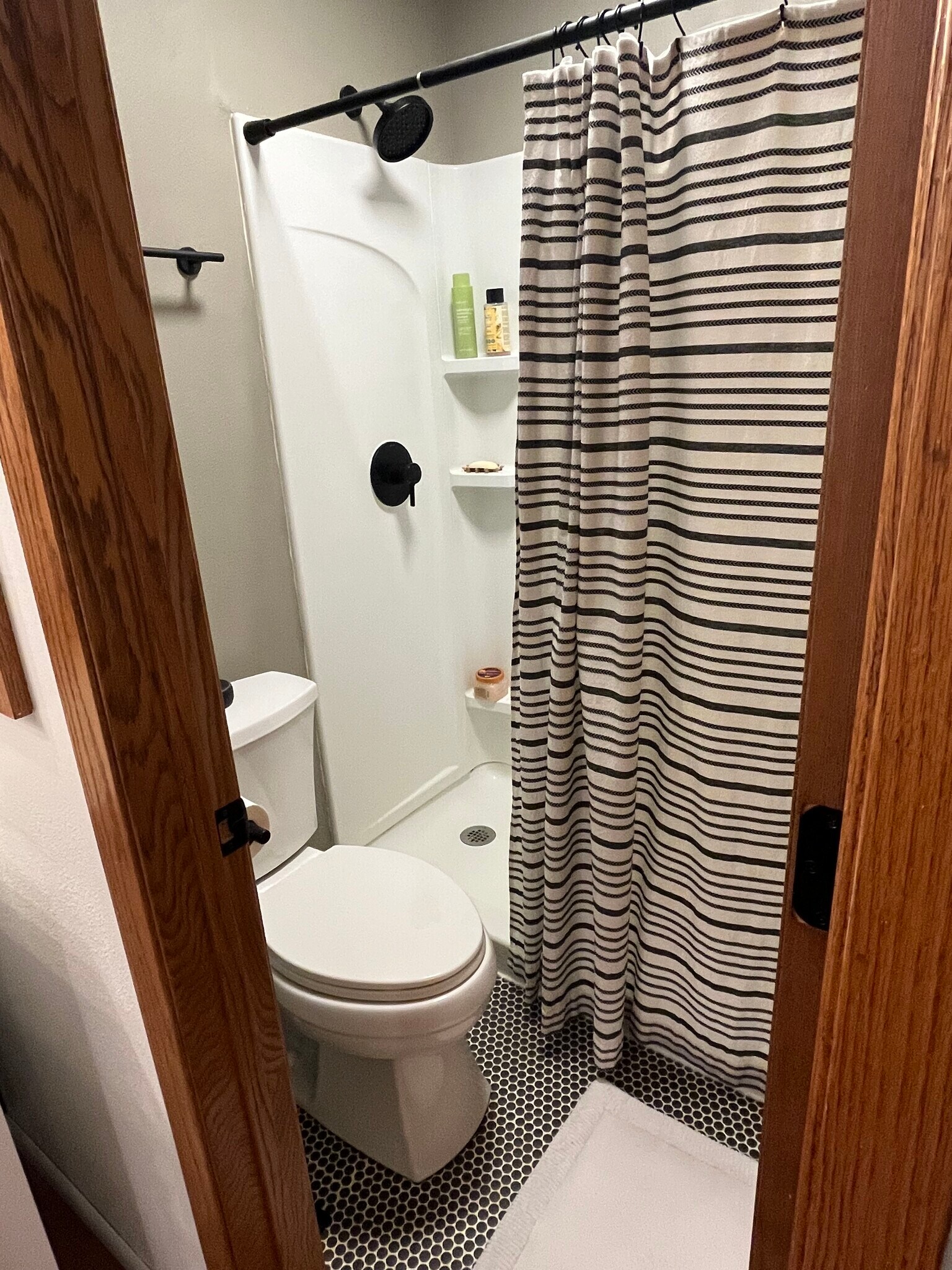 Building Photo - 1909 Holiday Rd