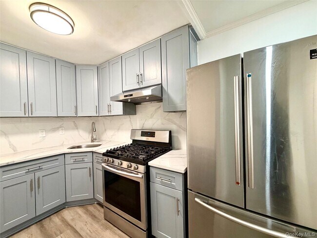Building Photo - 30-47-45 68th St
