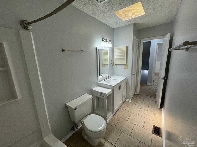 Building Photo - 2810 Villa Woods Cir