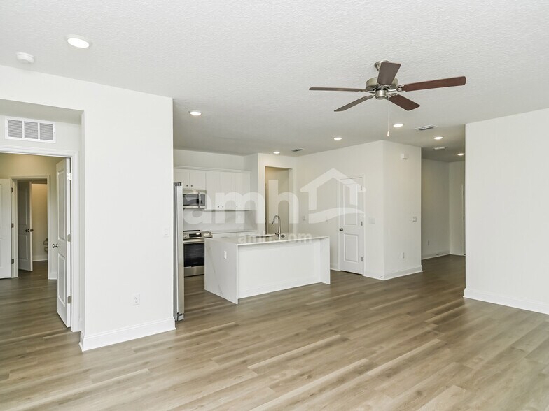 Building Photo - 96882 Blackrock Cv Wy