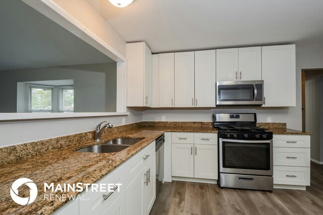 Building Photo - 2941 Wintergreen Dr