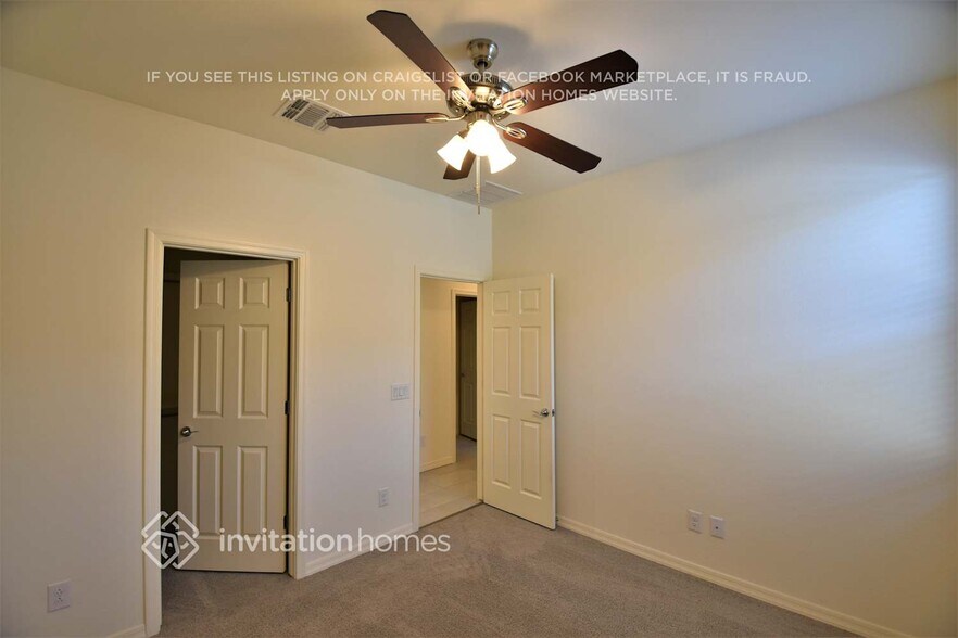 Building Photo - 5709 W Atlantis Ave