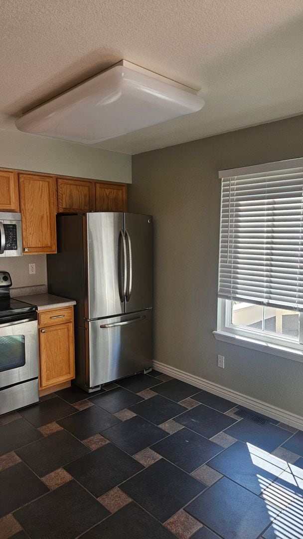 Building Photo - Cute 2 Bed Townhome in Southeast Fort Collins