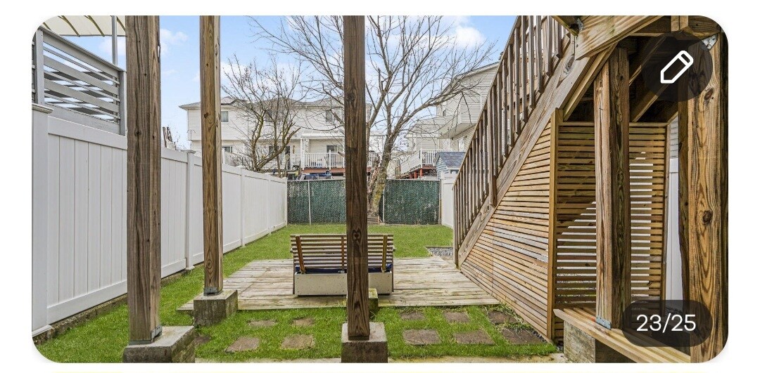 Building Photo - 107 Baden Pl