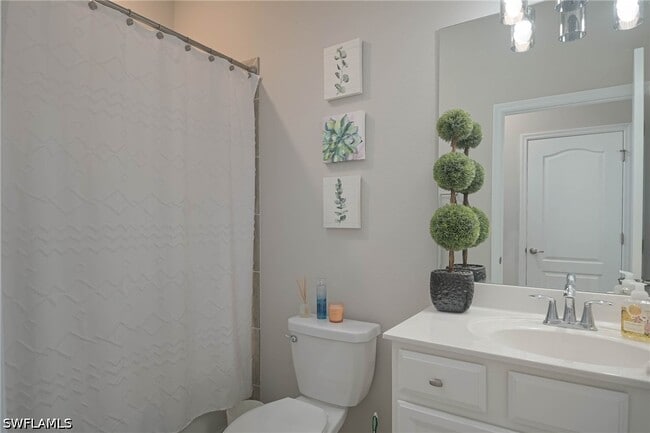 Building Photo - 2105 Clementine St