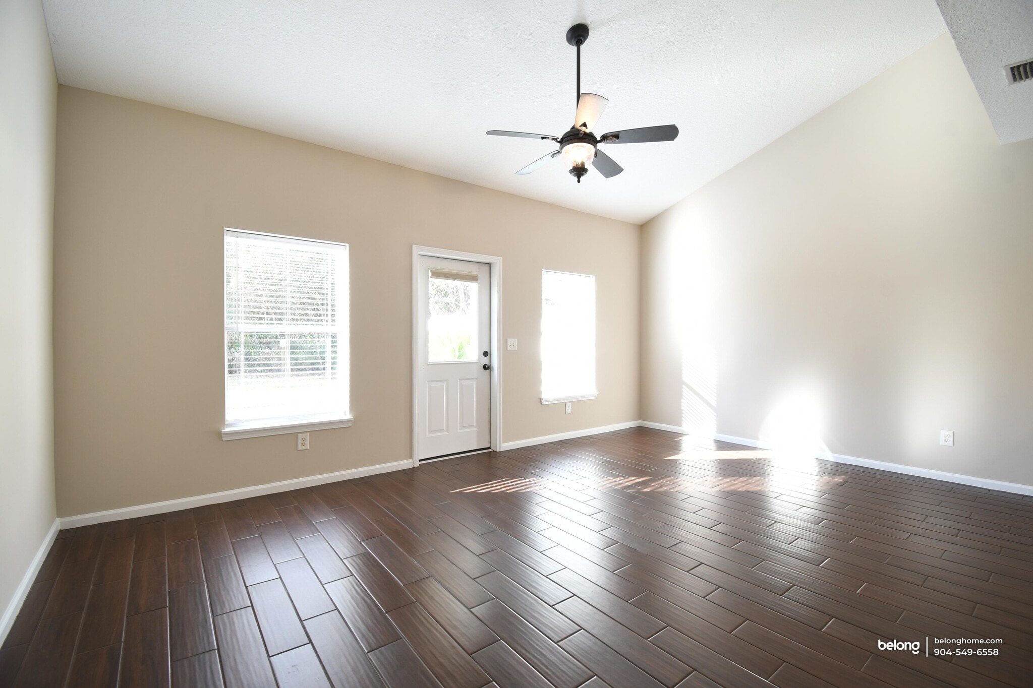 Building Photo - 87229 Lents Rd