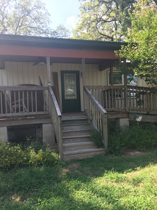 Primary Photo - 189 County Road 332