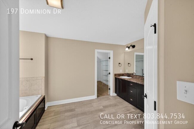 Building Photo - 197 Dominion Dr