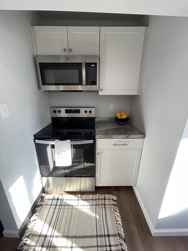 Building Photo - 530 N Curlew Rd