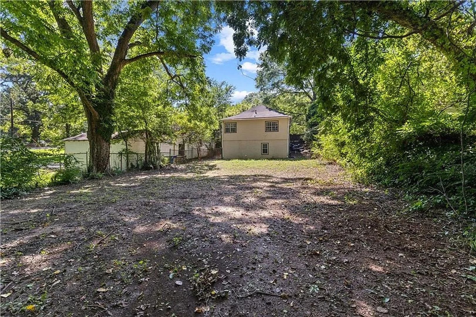Building Photo - 1415 Eric St SE