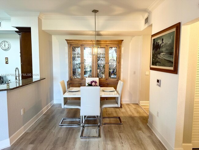 Building Photo - 1660 Renaissance Commons Blvd