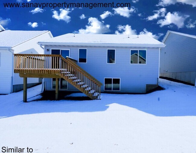 Building Photo - Beautiful 3 Bed Ranch Home w/ fully finished basement in Prime Norwalk Location