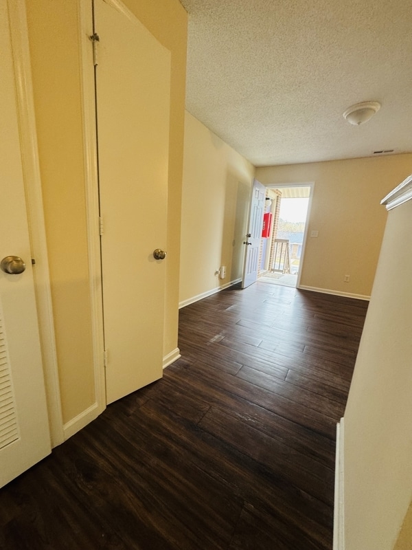 Building Photo - 3027 Adams Blvd