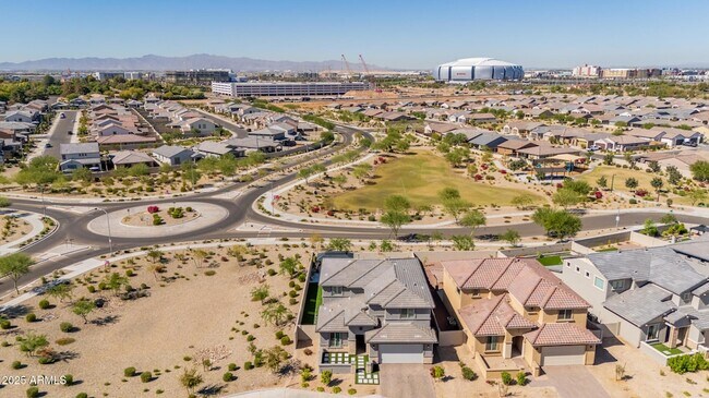 Building Photo - 5654 N 88th Ln