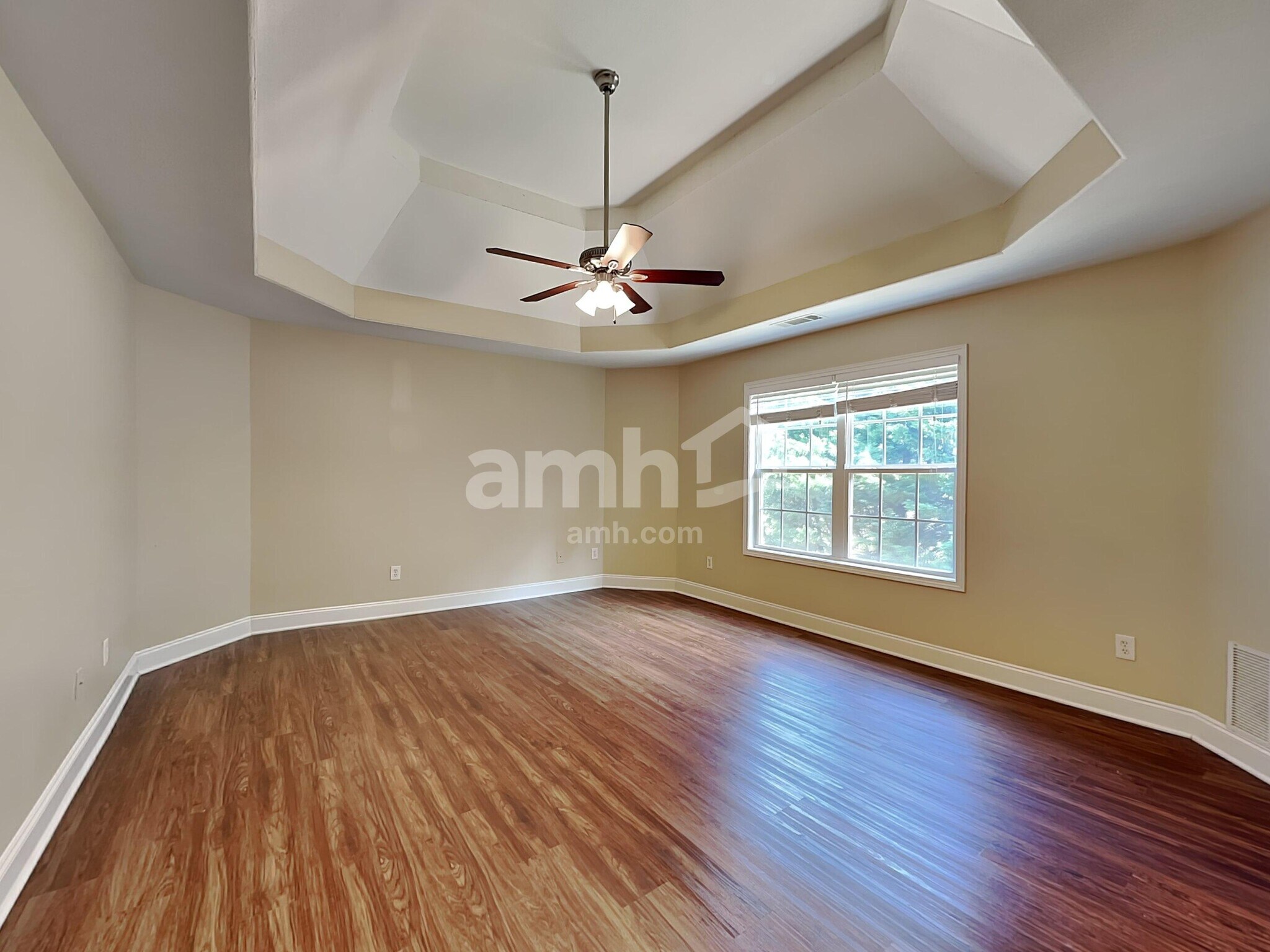 Building Photo - 712 Gatwick Ct