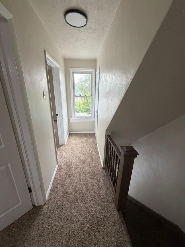 Building Photo - Charming 3BR Home in Wilmerding