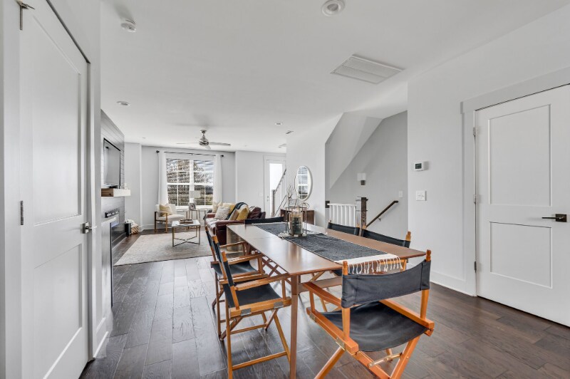 Building Photo - 740 Inspiration Blvd