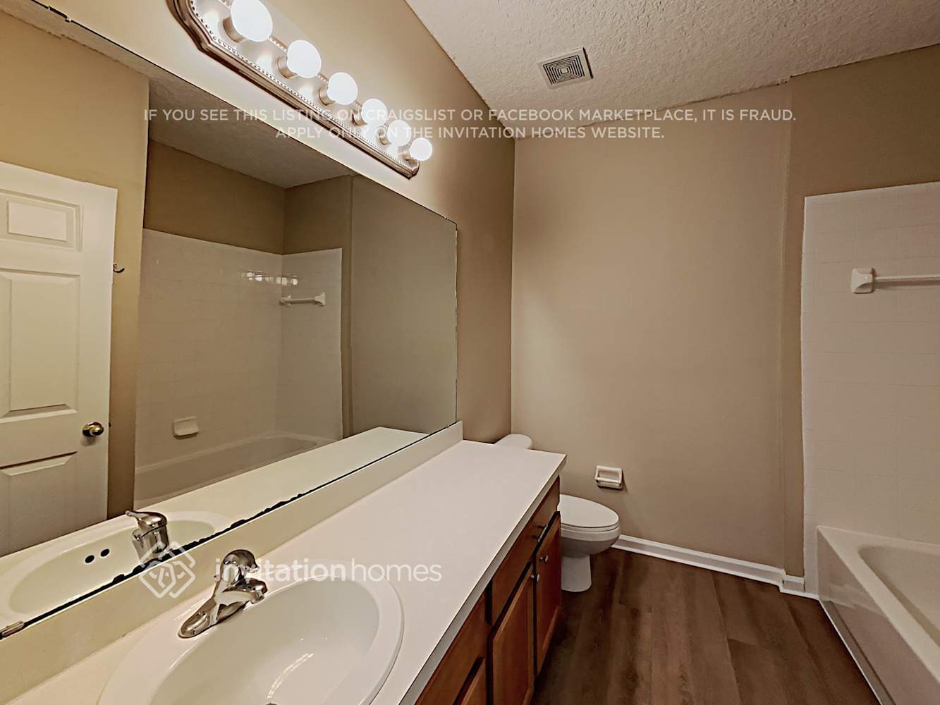 Building Photo - 3064 Litchfield Dr