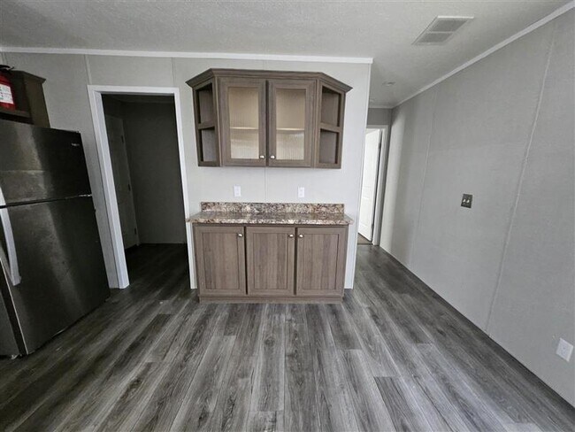 Building Photo - 260 Bay Port Cir