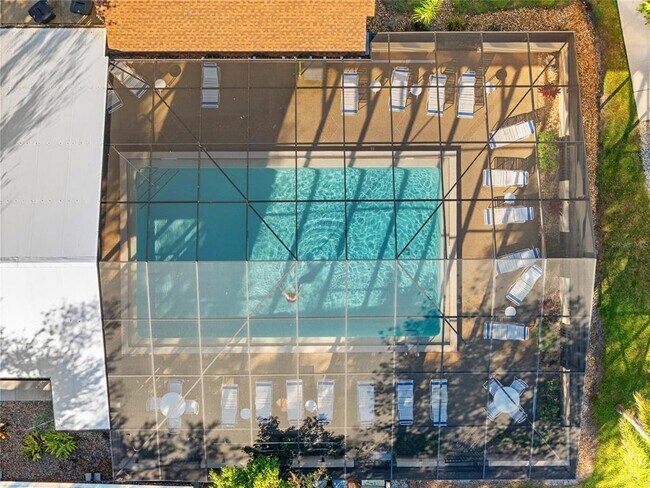 Building Photo - 19505 Quesada Ave