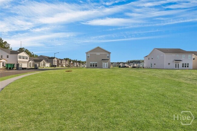 Building Photo - 10 Ashmont St