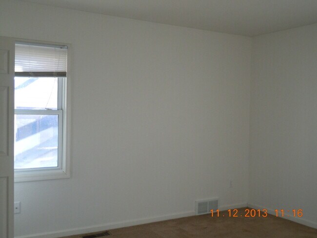 Building Photo - 314 5th St NW