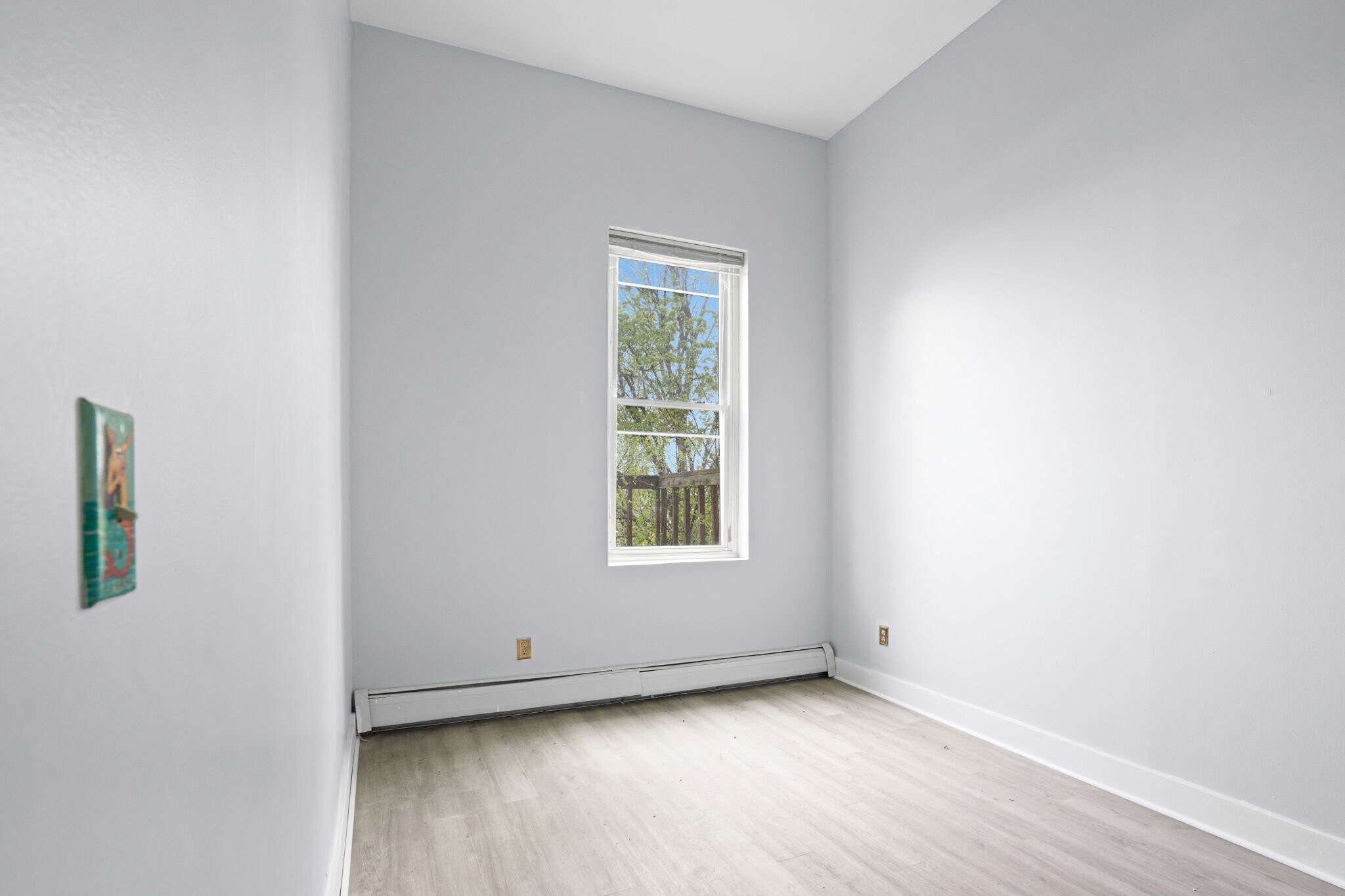 Building Photo - 47 Ten Broeck St