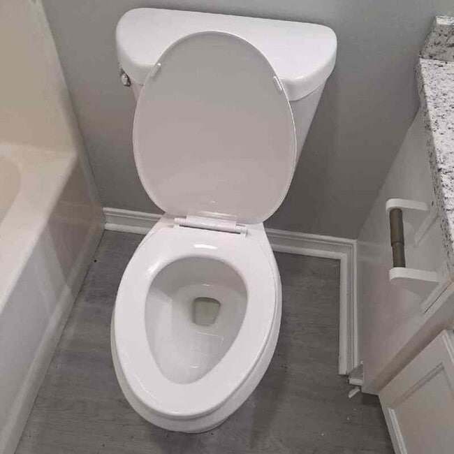 Building Photo - 42493 Barry Ct