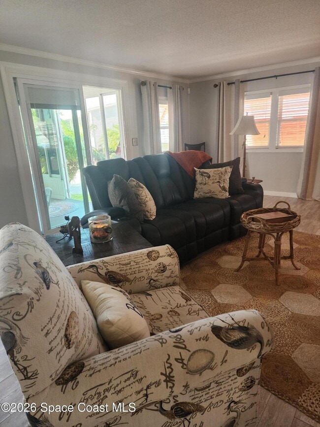 Building Photo - 380 Norwich Ln