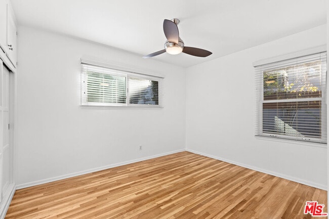 Building Photo - 12730 La Maida St