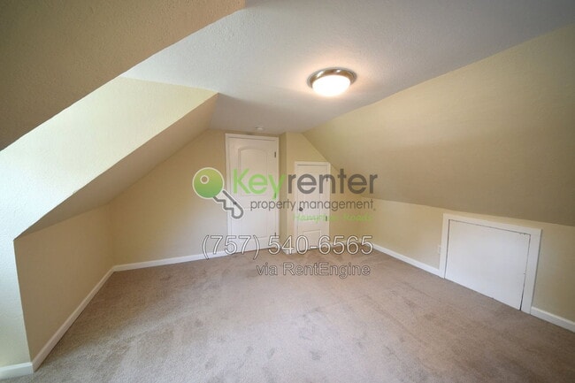 Building Photo - 3742 Atterbury St