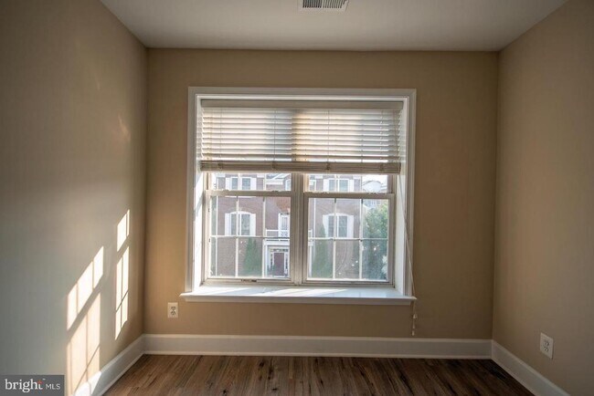 Building Photo - 2444 Terra Cotta Cir