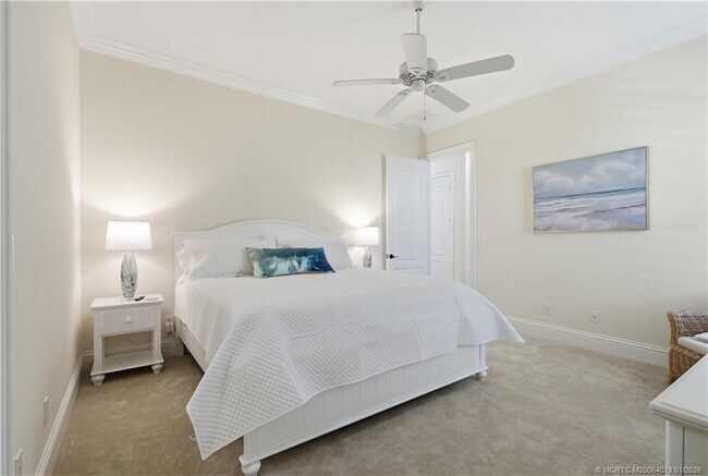 Building Photo - 109 SE Fiore Bello