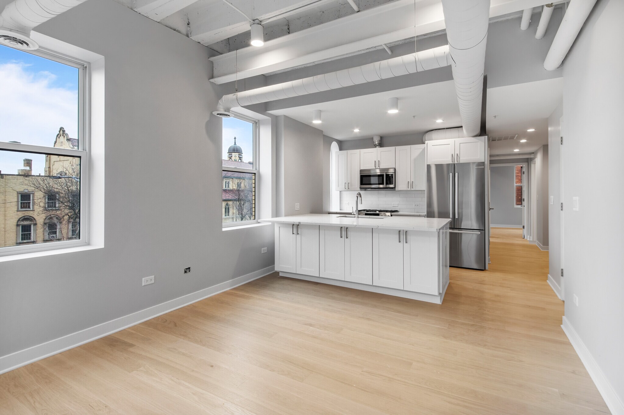 Building Photo - 4626 N Ashland Ave