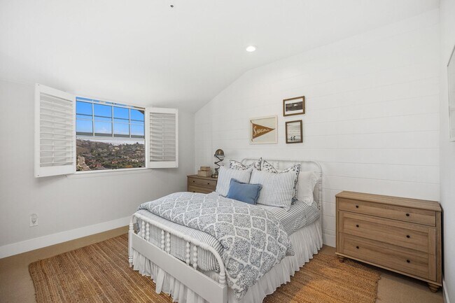 Building Photo - Luxury Ocean View Home in Sea Pointe Estates San Clemente