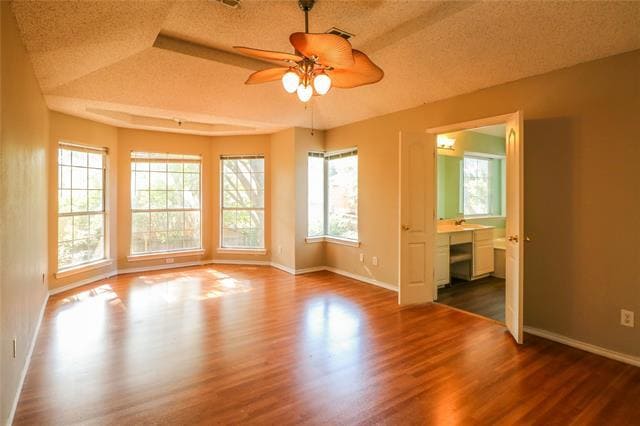 Building Photo - 1703 Foxchase Ln