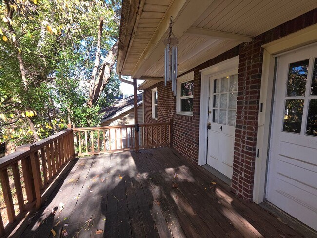 Building Photo - BH-P2P1412-4