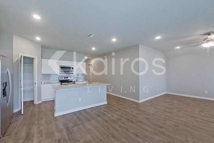 Building Photo - 113 Yardley Ct