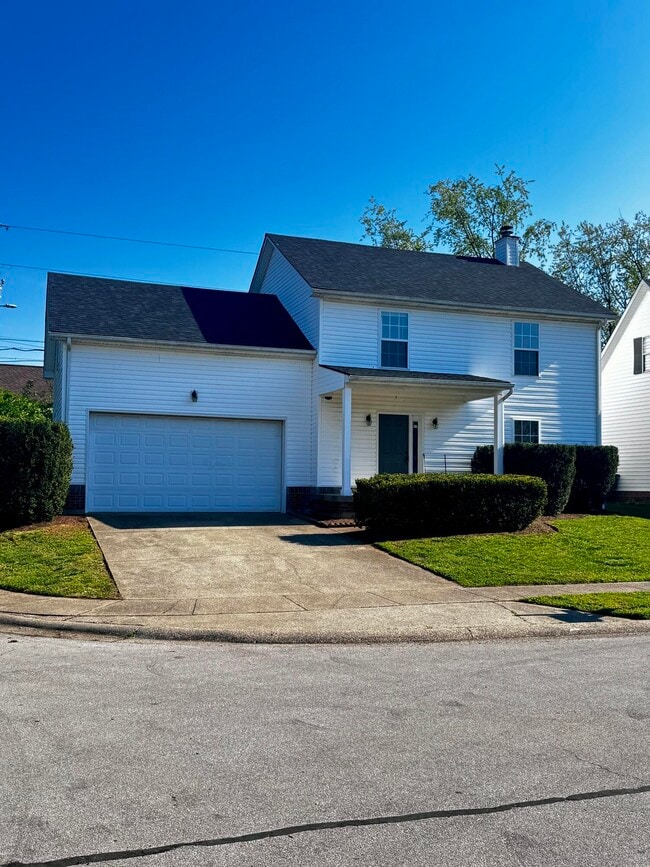 Building Photo - 2469 English Station Dr