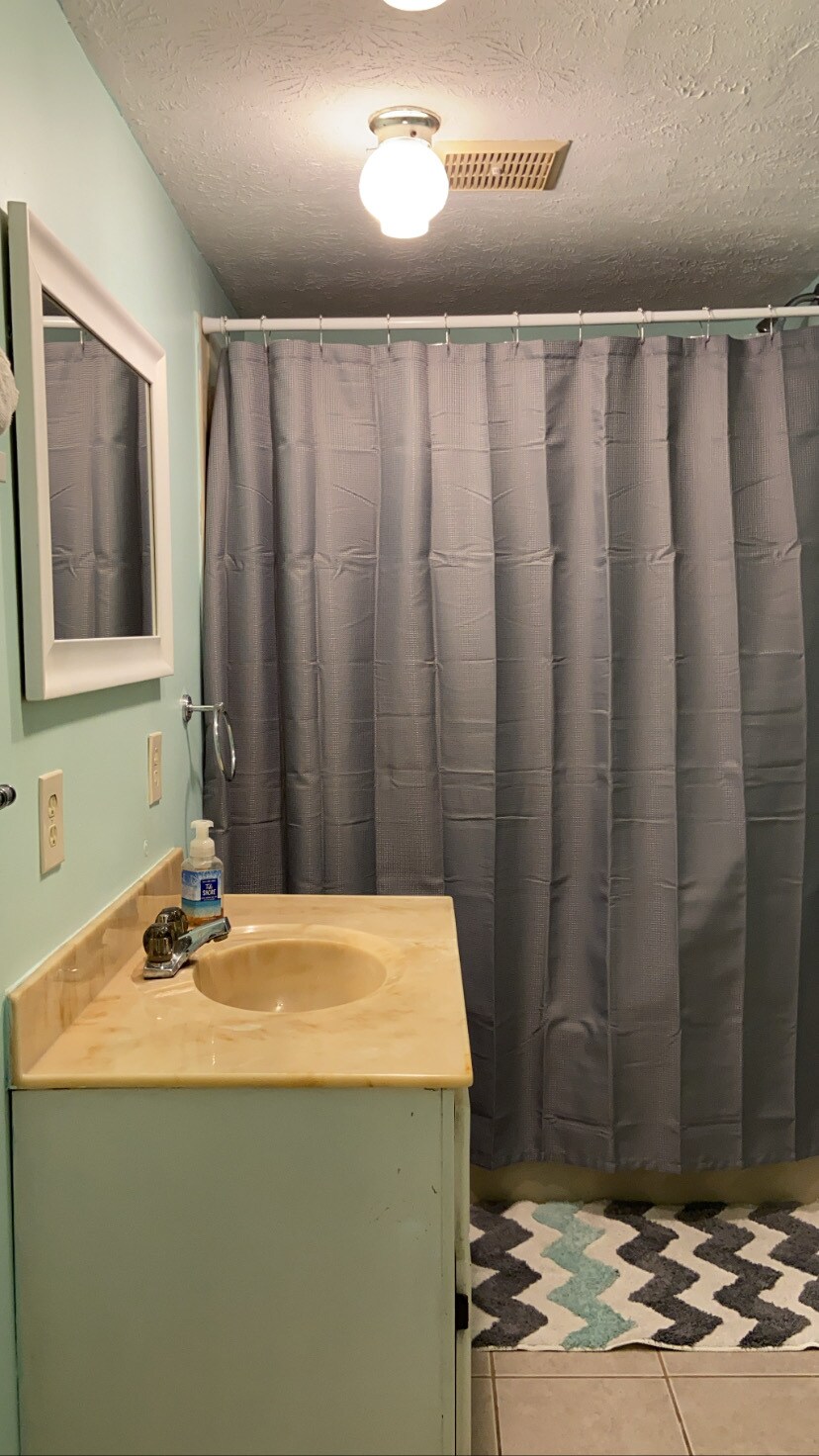 Bathroom - 2471 E Turkeyfoot Lake Rd
