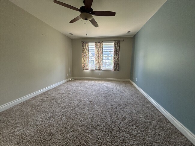 Building Photo - 116 Marco Polo Dr