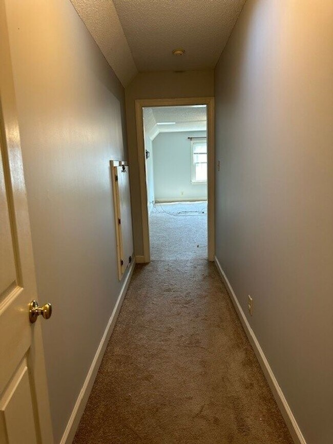 Building Photo - Spacious Home with Bonus Room, Pool & Sola...