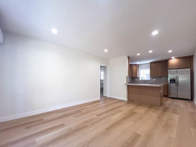 Building Photo - 4286 Tujunga Ave