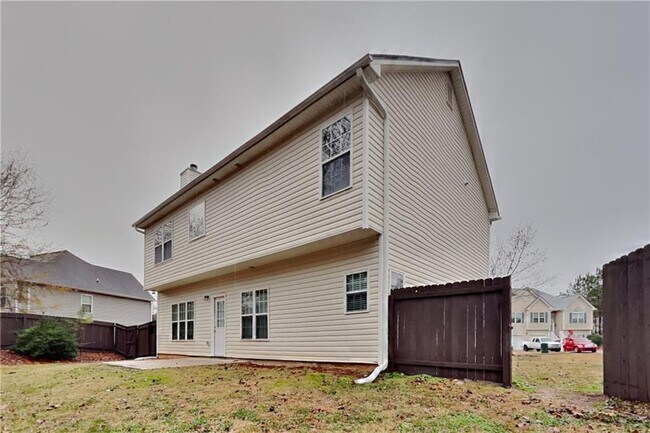 Building Photo - 15 Jessica Ln